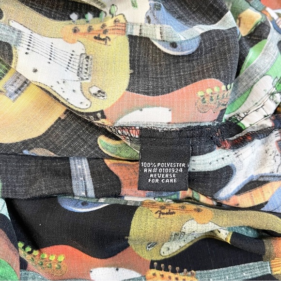 FENDER / DA VINCI Vintage Guitars All Over Mens Short Sleeve Button Up Shirt XL. - Picture 12 of 12